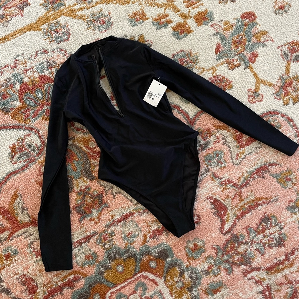 Womens black long sleeve bathing suit
